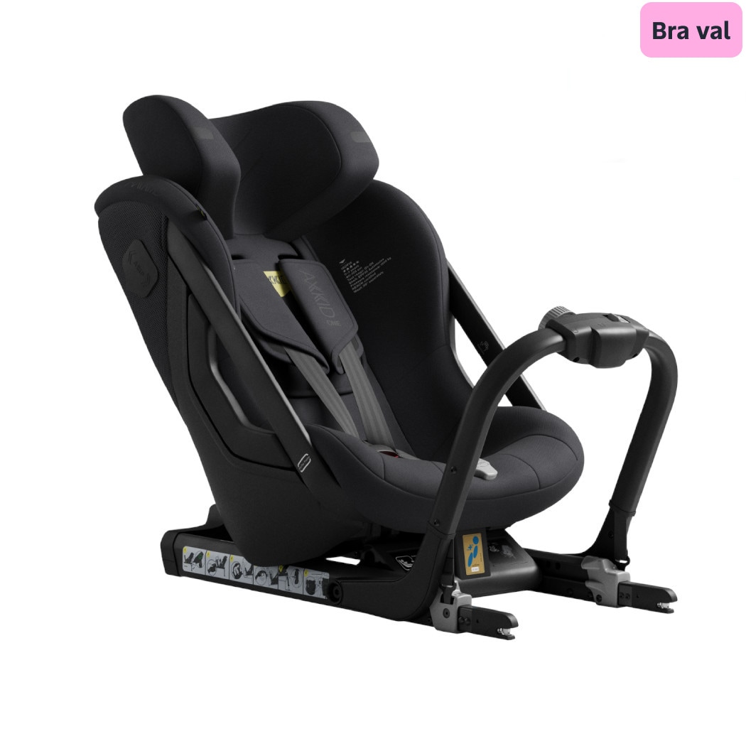 Bilbarnstol Axkid ONE 3