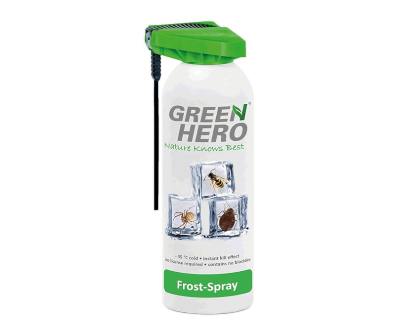 Green Hero Frost Spray är en aerosolspray utan bekämpningsmedel. Sprayen skapar en dimma på det sprayade området med -45grader Celsius som dödar insekten på sekunder genom frysning av insektens vatteninnehållande celler.