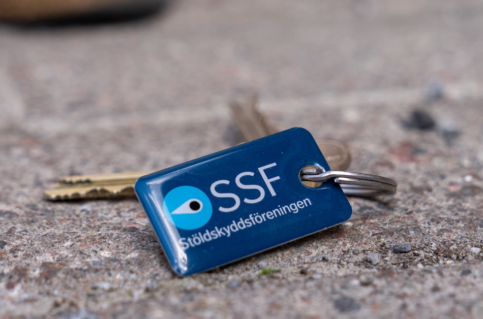 SSF Nyckelbricka. Nyckelbrickan är vår mest kända produkt som varje vecka hjälper c:a 100 nyckelbricks-abonnenter att få tillbaka sina borttappade nycklar